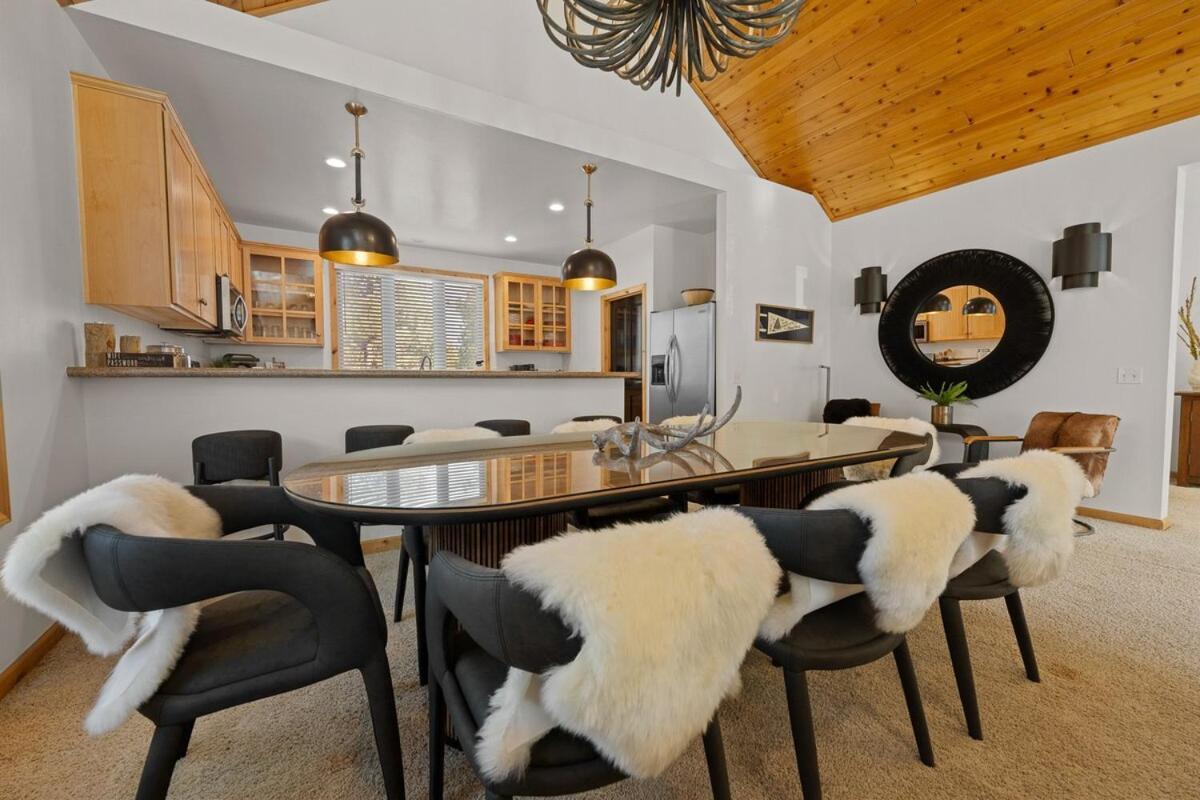 ביג בר לייק New Serenity Lodge Base Of Snow Summit Hot Tub מראה חיצוני תמונה